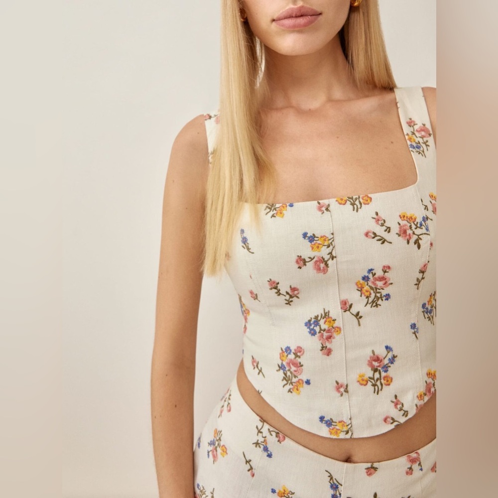 Reformation Rover Linen Top in Gala Embroidery size 8